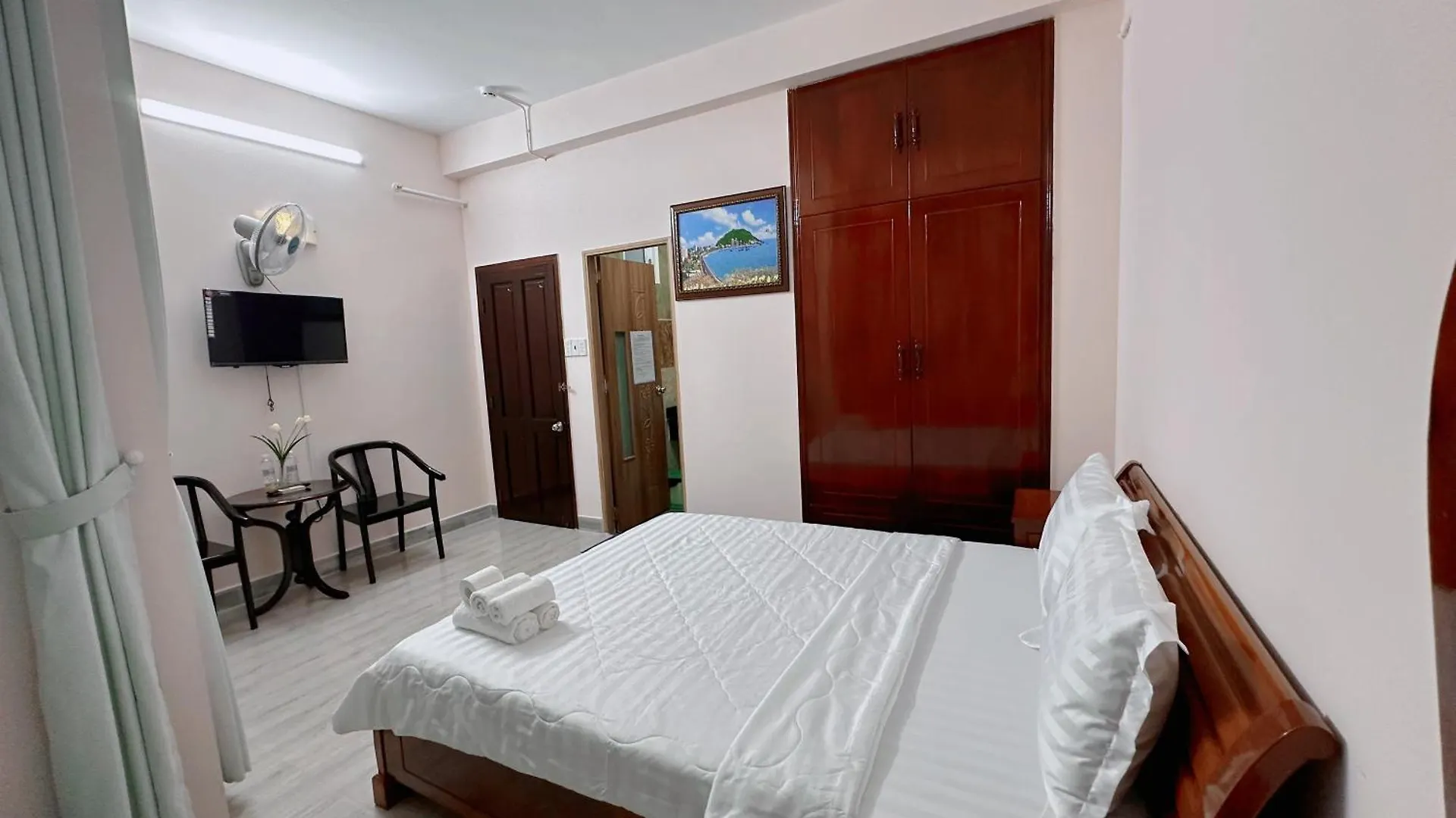 Δωμάτια σε οικογενειακή κατοικία Mes Hotel Vungtau Βουνγκ Τάου